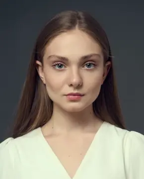 Карина Орлова - Биография