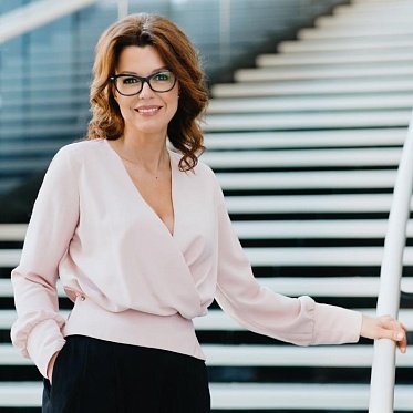 Яна Назарова: «Доверие всех участников СПбМКФ — наше главное достижение за 25 лет» - «Интервью»