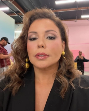 Жустина Мачадо - Биография