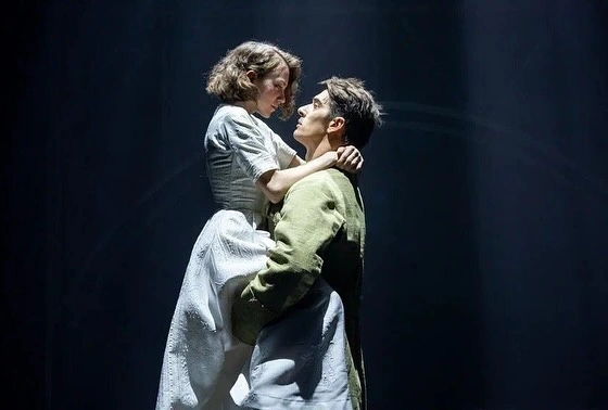 Ксения Комарова — биография, личная жизнь, фото, новости, актриса театра Моссовета, спектакли, фильмография 2024 - 24СМИ - Биография