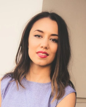 Луиза Д’Оливера — биография, личная жизнь, фото, новости, фильмы, сериалы, Джон Рирдон, Дайо Эд 2024 - 24СМИ - Биография