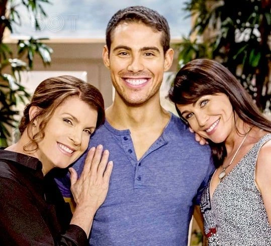 Франсиско Сан Мартин — биография, личная жизнь, фото, причина смерти, американский актер, найден мертвым 2025 - 24СМИ - Биография