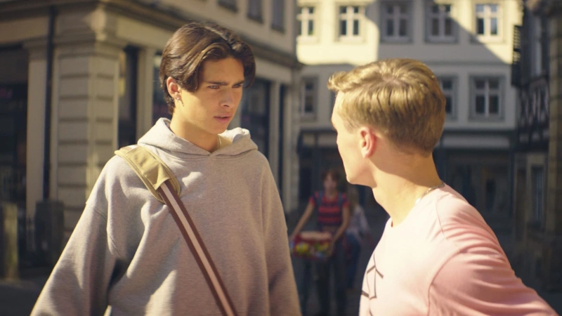 Лорис Сихровски — биография, личная жизнь, фото, новости, немецкий актер, «Школа магических зверей» 2025 - 24СМИ - Биография