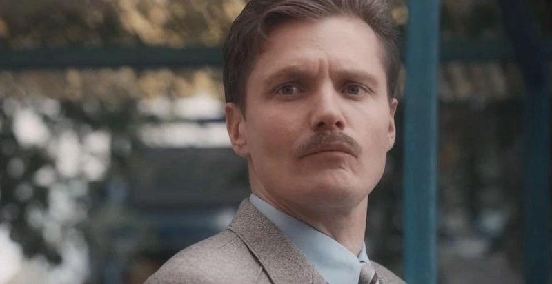 Евгений Санников — биография, личная жизнь, фото, новости, сериалы, актер, театр, МДТ, жена 2025 - 24СМИ - Биография