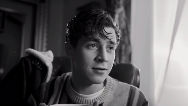 Арсений Каверзин — биография, личная жизнь, фото, новости, актер, фильмография, «Наступит лето», образование 2025 - 24СМИ - Биография