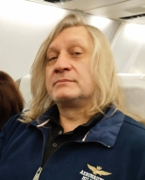 Владимир Дыбский — биография, личная жизнь, фото, новости, актер мюзикла, TODD, Notre Dame de Paris 2025 - 24СМИ - Биография