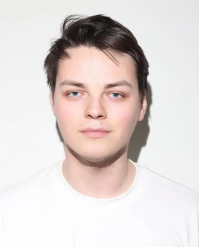 Никита Оносов — биография, личная жизнь, фото, новости, актер, «Наступит лето», образование, театр 2025 - 24СМИ - Биография