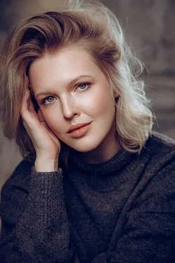 Стася Толстая: «Я болела фильмом "Семейное счастье" и жду дня премьеры как дня выздоровления» - «Интервью»