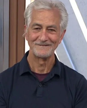 Дэвид Стрэтэйрн — биография, личная жизнь, фото, новости, американский актер, фильмография, в молодости, рост 2025 - 24СМИ - Биография