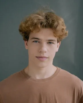 Антон Соломатин — биография, личная жизнь, фото, новости, актер, фильмография, «Что-то положительное», возраст 2025 - 24СМИ - Биография