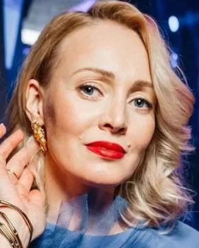 Елена Хабарова (Степучева) — биография, личная жизнь, фото, новости, актриса, жена Антона Хабарова 2025 - 24СМИ - Биография