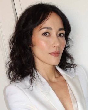 Сандрин Холт — биография, личная жизнь, фото, новости, британская и канадская актриса, фильмография, «Саван» 2025 - 24СМИ - Биография