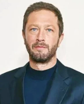 Эбон Мосс-Бакрак — биография, личная жизнь, фото, новости, американский актер, Марвел, Существо 2025 - 24СМИ - Биография