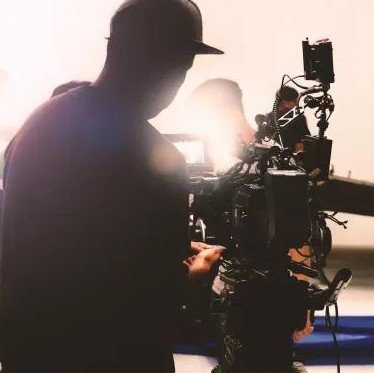 Почти 50% специалистов британского ТВ не могут найти работу - «Новости кино»