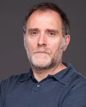 Валерио Мастандреа — биография, личная жизнь, фото, новости, итальянский актер, жена, фильмография, молодость 2025 - 24СМИ - Биография