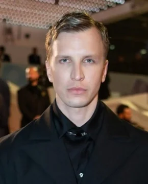 Артем Немов — биография, личная жизнь, фото, новости, актер, фильмография, болезнь, жена, театр 2025 - 24СМИ - Биография