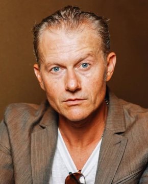 Джеймс Бэдж Дейл — биография, личная жизнь, фото, новости, американский актер, фильмография, «Савант» 2025 - 24СМИ - Биография