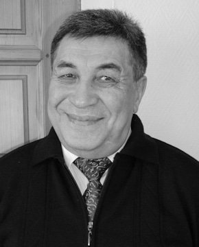 Олег Ханов — биография, личная жизнь, фото, причина смерти, артист, Уфа, актер, театр 2025 - 24СМИ - Биография