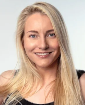 Анастасия Смоктуновская — биография, личная жизнь, фото, новости, актриса, фильмы, фильмография, Мария Смоктуновская 2025 - 24СМИ - Биография