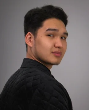 Улан Адамбаев — биография, личная жизнь, фото, новости, казахстанский актер, фильмография, «Нам покер» 2025 - 24СМИ - Биография