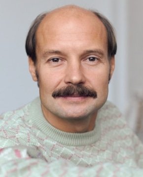 Денис Яковлев — биография, личная жизнь, фото, новости, актер, фильмография, театр, «Кулинарный техникум» 2025 - 24СМИ - Биография