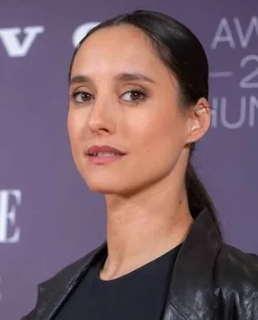 Нора Трокан — биография, личная жизнь, фото, новости, венгерская актриса, фотограф, фильмография, театр 2025 - 24СМИ - Биография