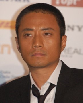 Чжан Ханьюй — биография, личная жизнь, фото, новости, китайский актер, фильмография, «Не слыша зла» 2025 - 24СМИ - Биография