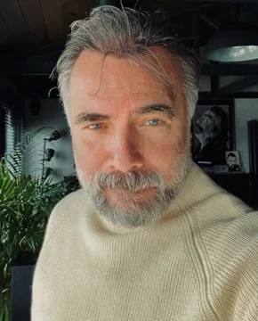 Октай Кайнарджа — биография, личная жизнь, фото, новости, турецкий актер, фильмография, возраст, в молодости 2026 - 24СМИ - Биография