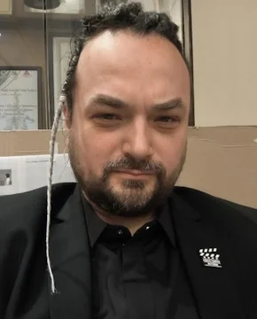 Александр Кисель — биография, личная жизнь, фото, новости, режиссер, актер, театр, продюсер, музыка 2026 - 24СМИ - Биография