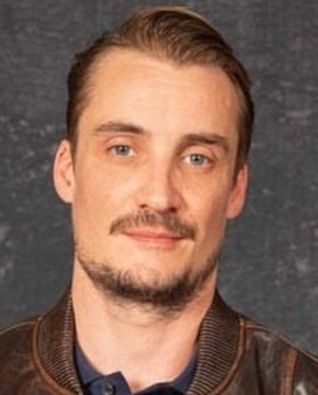 Пьер Лоттен — биография, личная жизнь, фото, новости, французский актер, фильмография, образование, возраст 2026 - 24СМИ - Биография