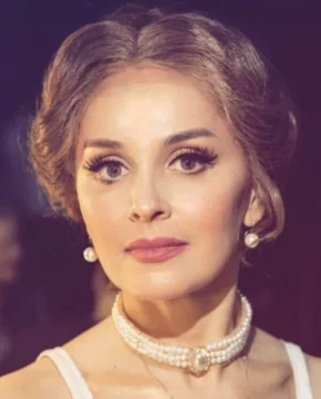 Наталия Быстрова — биография, личная жизнь, фото, новости, актриса, треки, театр оперетты, мюзиклы 2026 - 24СМИ - Биография