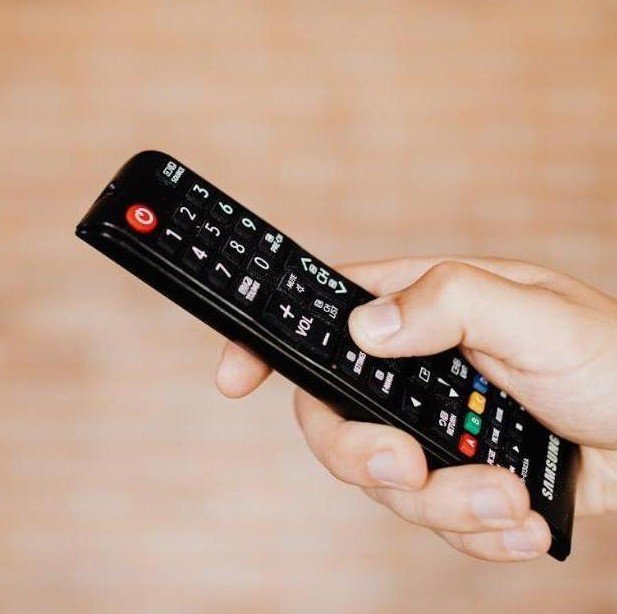 Почти 50% жителей российских городов платят за подписку на онлайн-кинотеатры - «Новости кино»