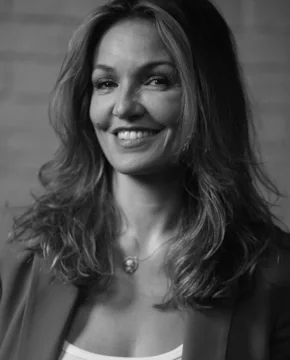 Надя Фарес — биография, личная жизнь, фото, причина смерти, французская актриса, в молодости, фильмография 2026 - 24СМИ - Биография