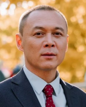 Марат Амираев — биография, личная жизнь, фото, новости, казахский актер, фильмография, «Черный двор» 2026 - 24СМИ - Биография